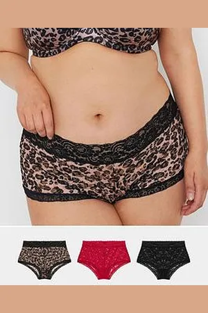 Yours Curve 3 Pack Lace Shorts