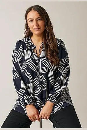 Evans Jersey Crepe Gypsy Top