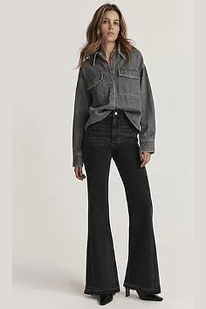 mint&berry Washed Flared Jean