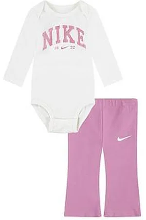 Nike Infants Girls Swoosh Spirit Bodysuit Set