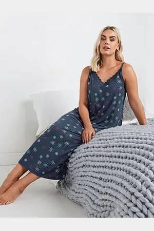 Yours Curve Soft Touch Heart Flakes Chemise