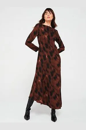 Very Drape Tie Dye Print Midi Dress