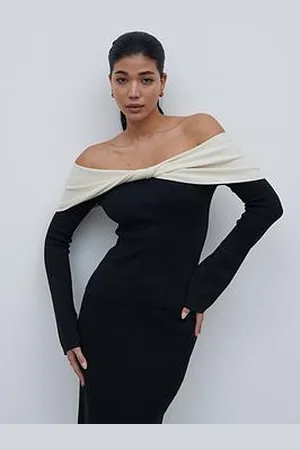 Pretty Lavish Twist Contrast Bardot Knit Top - Black & Cream