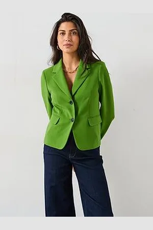 Very Fitted Short Blazer