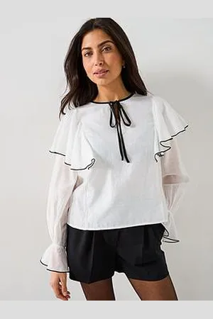 Very Mono Contrast Tie Ruffle Blouse