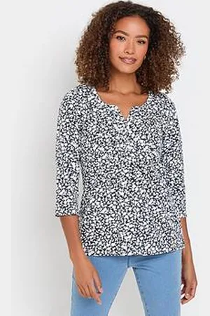 M&Co 3/4 Sleeve Henley Top