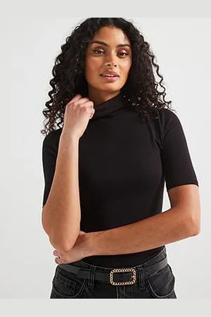 Very Turtleneck Half Sleeve Top