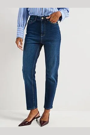Everyday Basic Comfort Girlfriend Straight Leg Jeans
