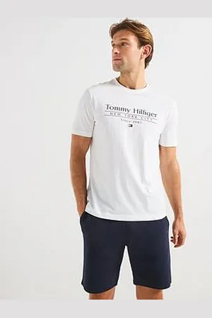 Tommy Hilfiger Hilfiger Center Stack Logo T-Shirt