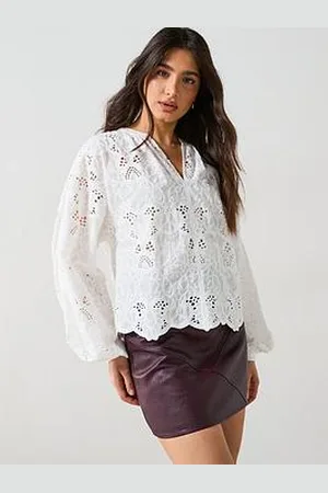 Very Premium Guipure Lace Blouse