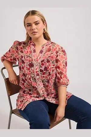 Yours Curve Dobby Crochet Pleat Blouse