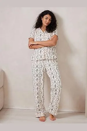 Chelsea Peers Short Sleeve Shirt And Regular Long Bottoms Pyjama Set - Seahorse Scarf Print