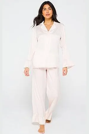 Very Satin Jacquard Revere Set