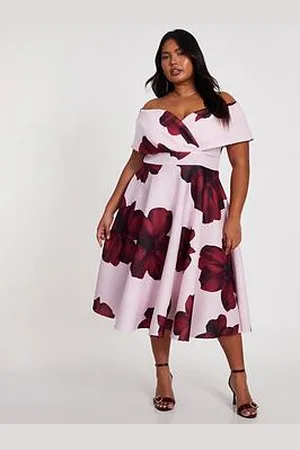 Quiz Curve Blush Floral Skater Dress