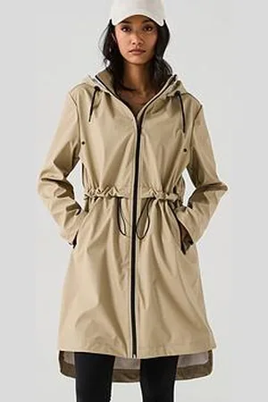Very Water Resistant Lightweight Jacket