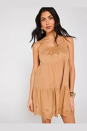 Very Broderie Hem Tiered Beach Dress