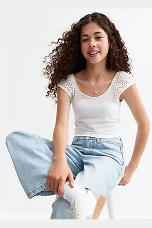 New Look Girls Broderie Anglaise Vest