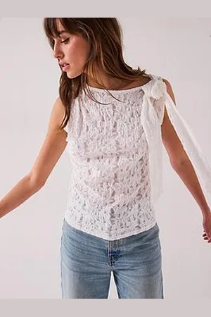 Very Lace Tie Detail Top