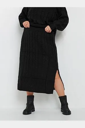 Yours Curve Cable Skirt