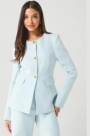 Style Cheat Tailored Round Neck Blazer