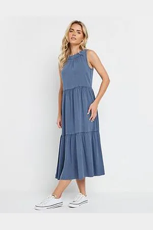 M&Co Petite Acid Wash Sleeveless Tiered Dress