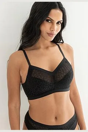Pour Moi Geo Sculpt Fuller Bust Non Wired Bralette D-J