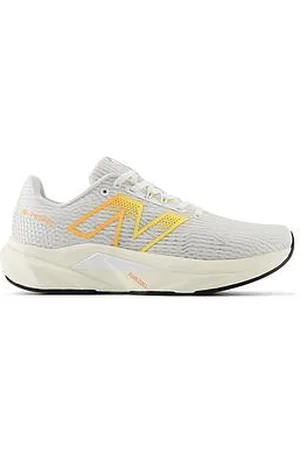 New Balance Womens Running Fuelcell Propel V5 Trainers