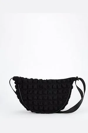 Pieces® Waffle Bumbag