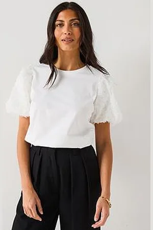Very 3D Floral Puff Sleeve Top