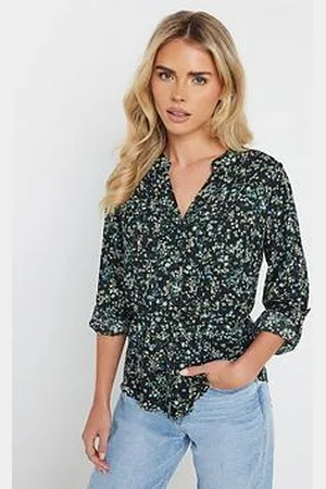 M&Co Petite Pintuck Long Sleeve Print Top
