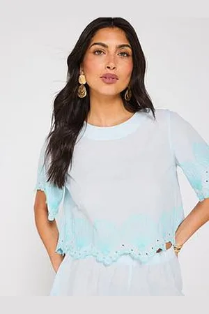 Very Shell Embroidered Hem Top