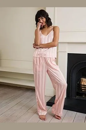 Chelsea Peers V Neck Strappy Cami Top And Regular Long Bottom In Satin -Jaquard Stripe