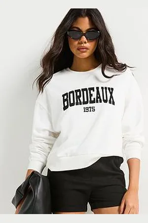 Very Bordeaux Graphic Sweatshirt