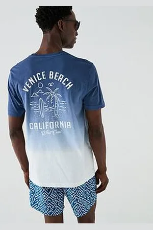 Very Man Dip Dye Graphic T-Shirt