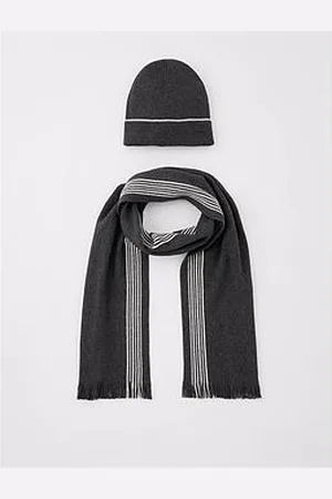 HUGO BOSS Enzo Corporate Stripe Beanie And Scarf Gift Set