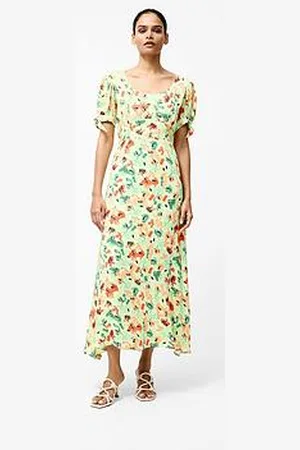 French Connection Floral Print Crepe Scoop Neck Short Sleeve Midi Dress