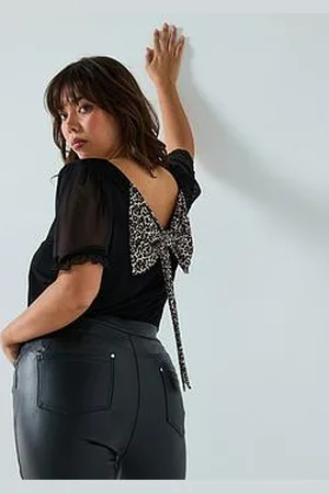 Very Animal Bow Back Short Sleeve Top