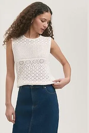 Finery London Porsha Vest - Ivory
