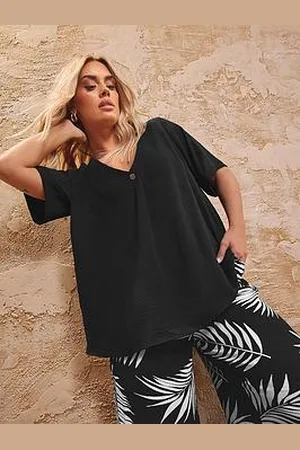 Yours Curve Button Notch Neck Top