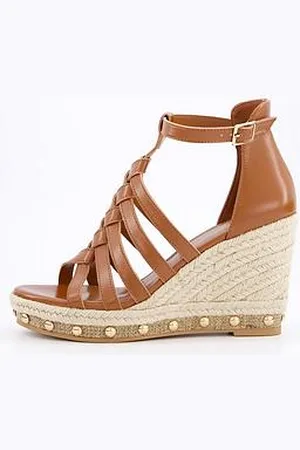 Very Plaited Wedge With Studs