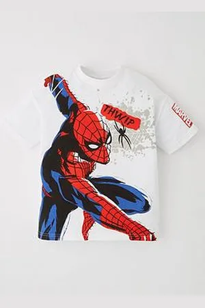 SPIDERMAN Graphic T-Shirt