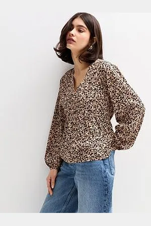 New Look Leopard Print V-Neck Long Sleeve Blouse