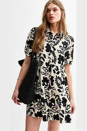 New Look Crinkle Texture Floral Print Short Sleeve Shirt Dress - Black/