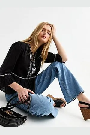 New Look Floral Embroidered Tie Front Smock Top