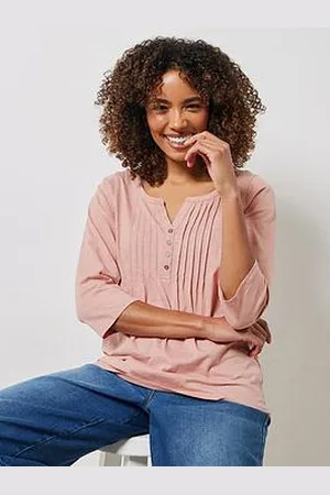 M&Co 3/4 Sleeve Henley Top