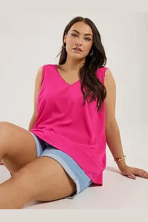 Yours Curve Scallop Edge Cami