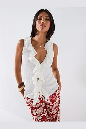 Very Ruffle Tie Front Top