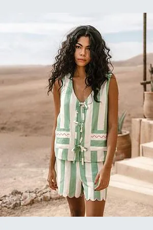 Chelsea Peers Tie Front Top With Front Pockets And Scallop Shortsstripe