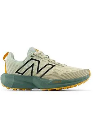 New Balance Womens Trail Running Fuelcell Venym Trainers