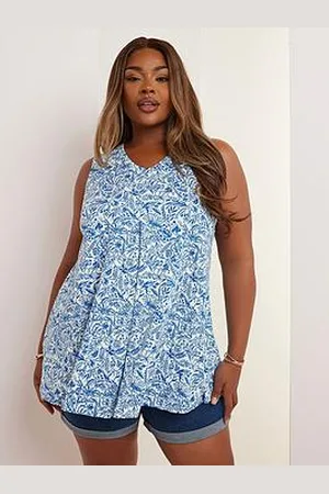 Yours Curve Pleat Front Crepe Vest